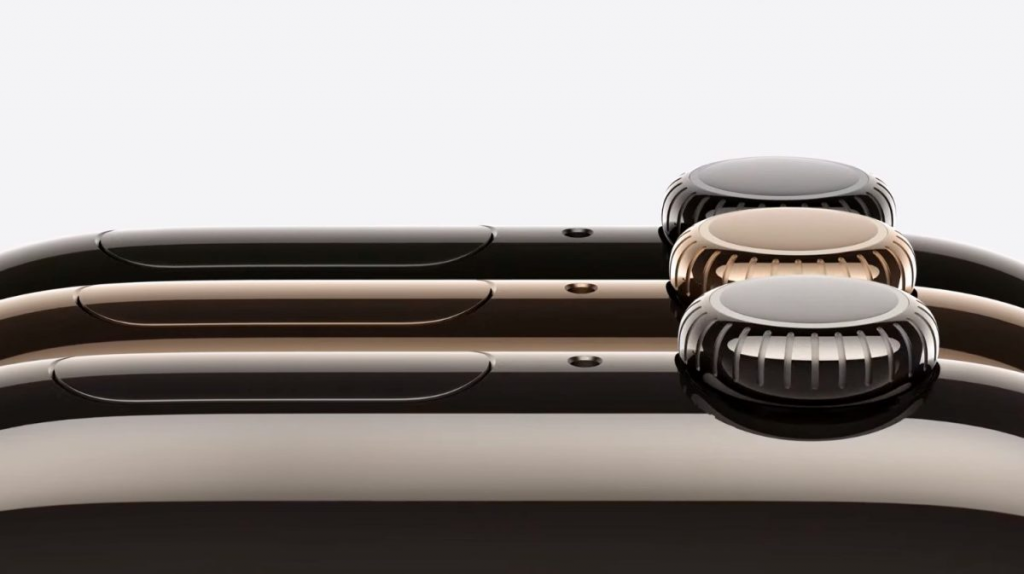 Apple Watch 10正式发布，最大的OLED屏幕、全新钛金属表壳，售价399美元起