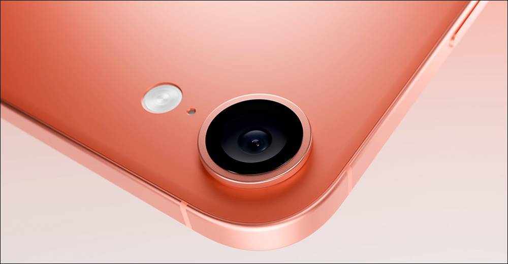 疑似iPhone 17模型机泄漏照现身，但这设计有点丑